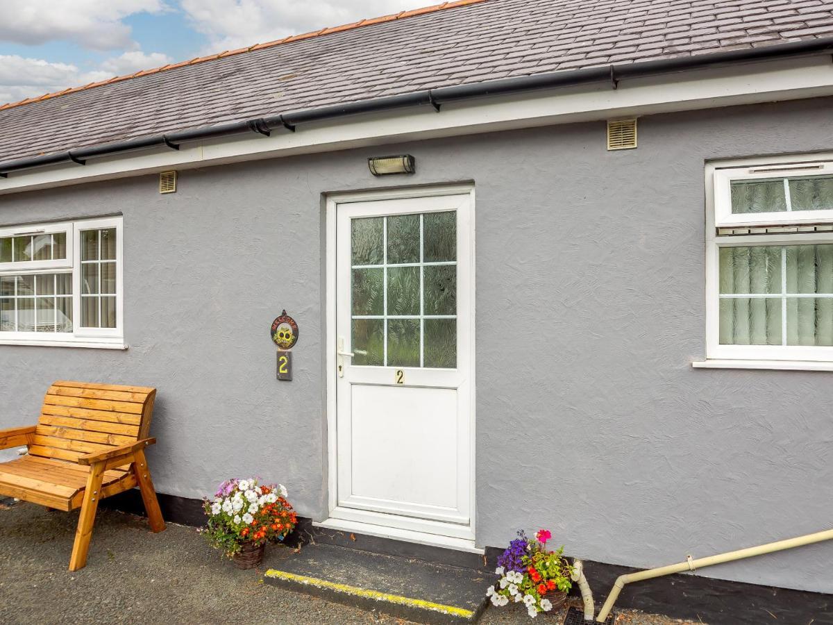2 Black Horse Cottages Pentraeth Eksteriør billede